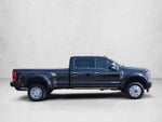 2019 Ford Super Duty F-450 DRW Platinum 4WD Crew Cab 8' Box