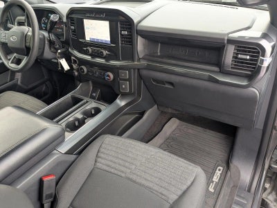 2022 Ford F-150 XL 2WD SuperCrew 5.5' Box