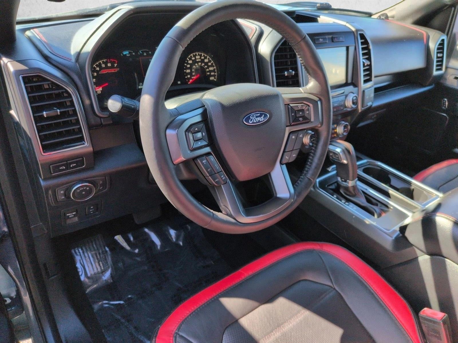 2019 Ford F-150 LARIAT 4WD SuperCrew 5.5' Box