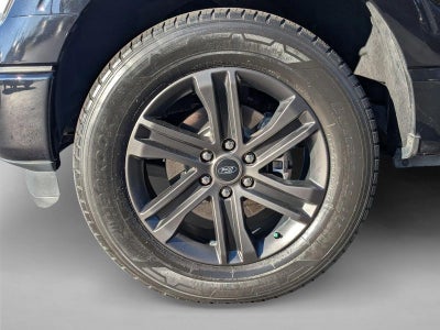 2022 Ford F-150 LARIAT 4WD SuperCrew 5.5' Box