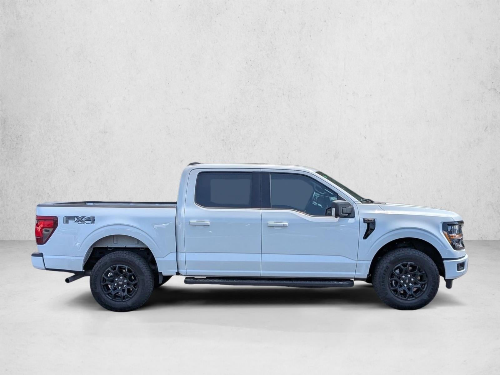 2025 Ford F-150 XLT 4WD SuperCrew 5.5' Box