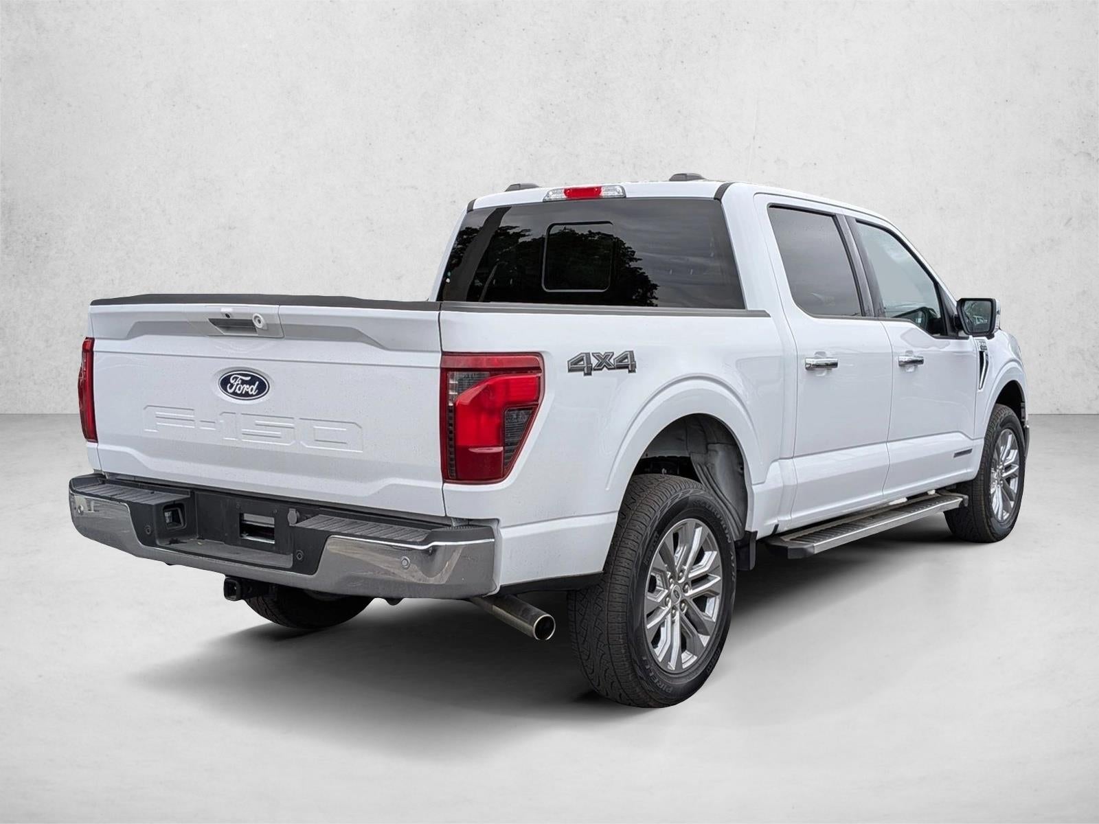 2024 Ford F-150 XLT 4WD SuperCrew 5.5' Box