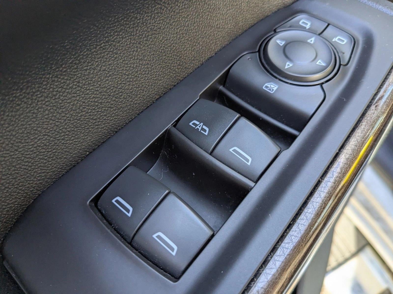 2020 Chevrolet Silverado 1500 Crew Cab Short Box 4-Wheel Drive LT