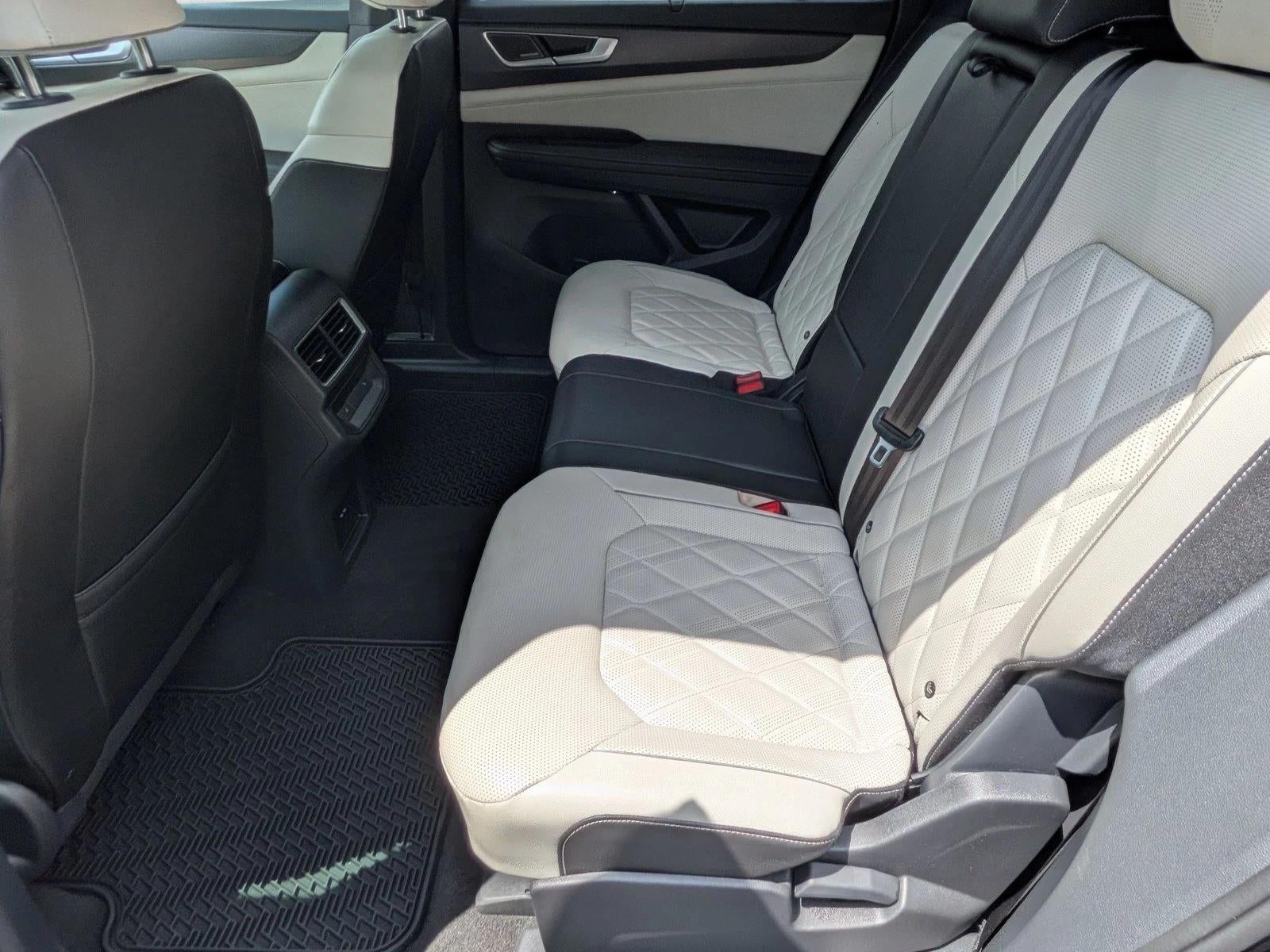 2025 Volkswagen Atlas Cross Sport 2.0T SEL Premium R-Line 4MOTION