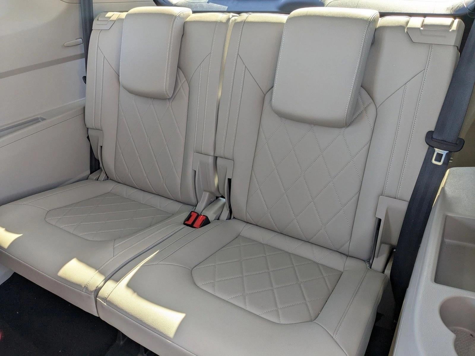 2025 Volkswagen Atlas 2.0T SEL Premium R-Line 4MOTION