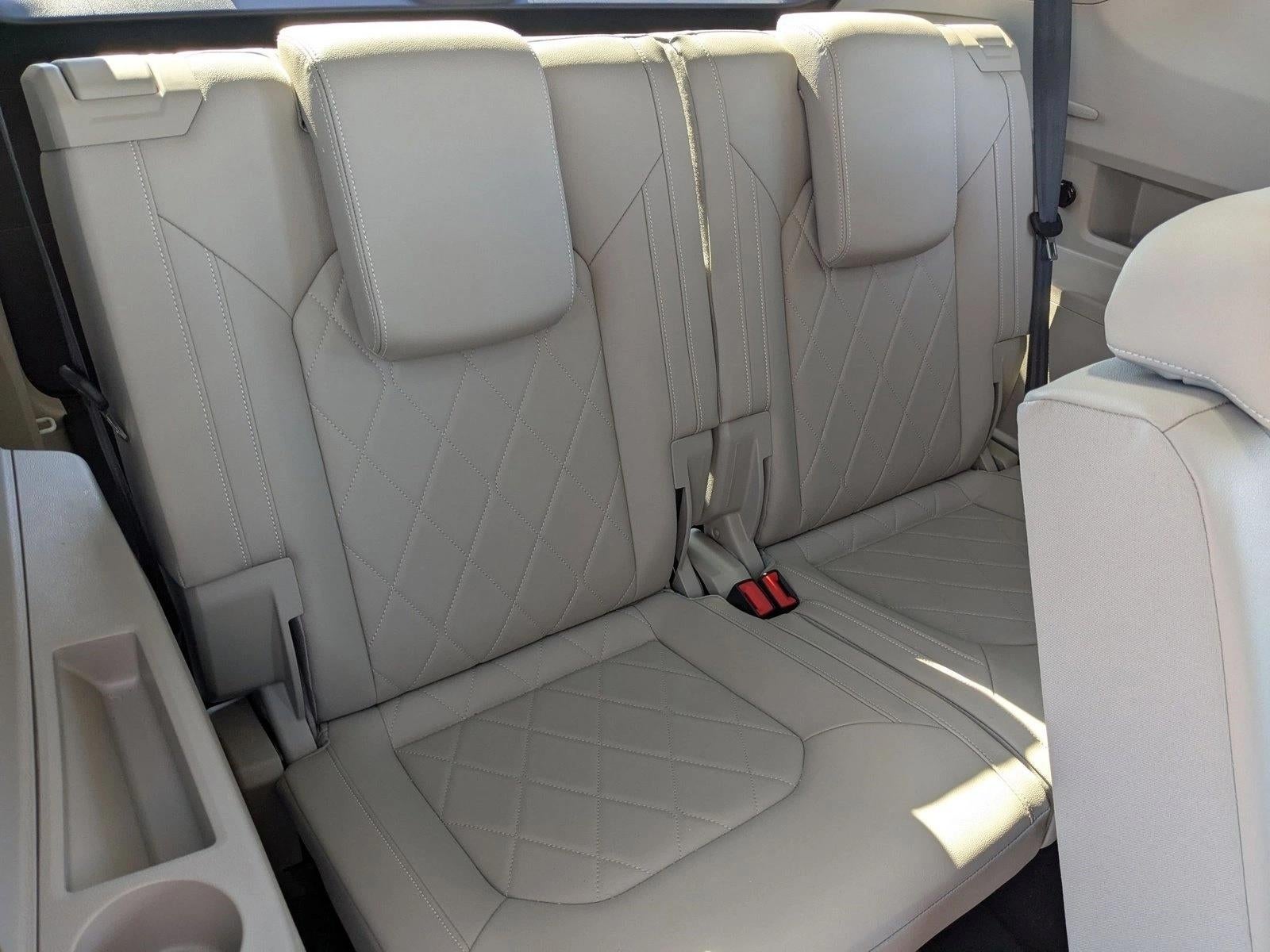 2025 Volkswagen Atlas 2.0T SEL Premium R-Line 4MOTION