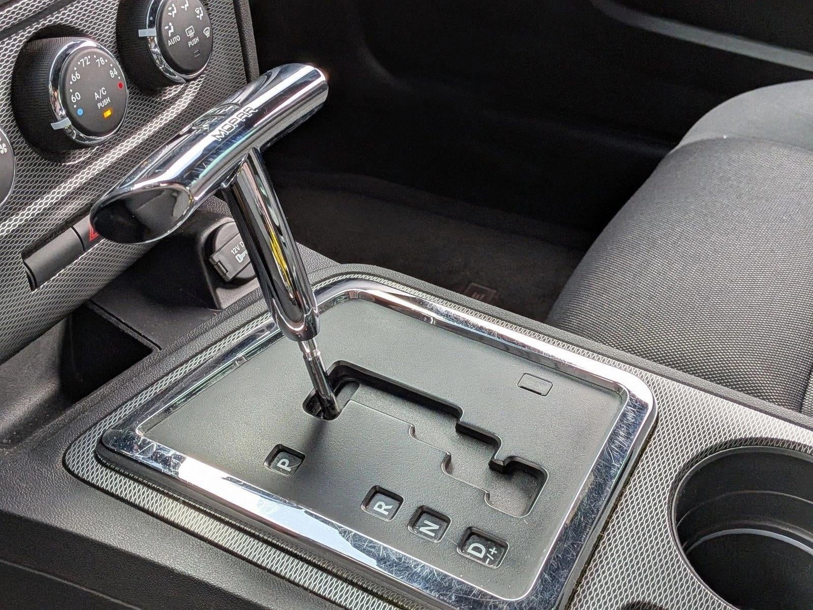 2012 Dodge Challenger 2dr Cpe R/T