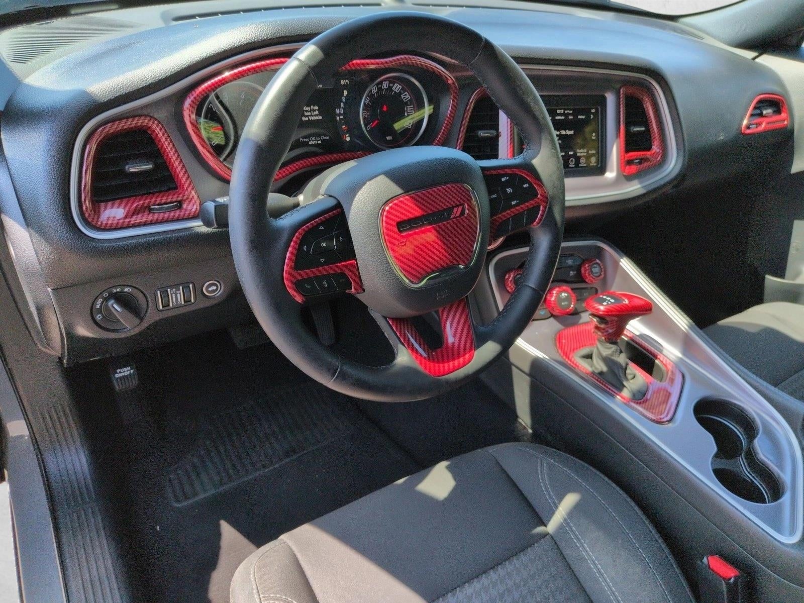 2019 Dodge Challenger SXT RWD
