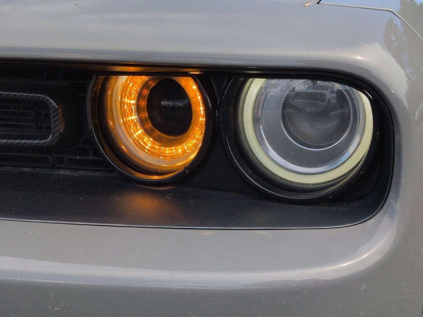 2019 Dodge Challenger SXT RWD