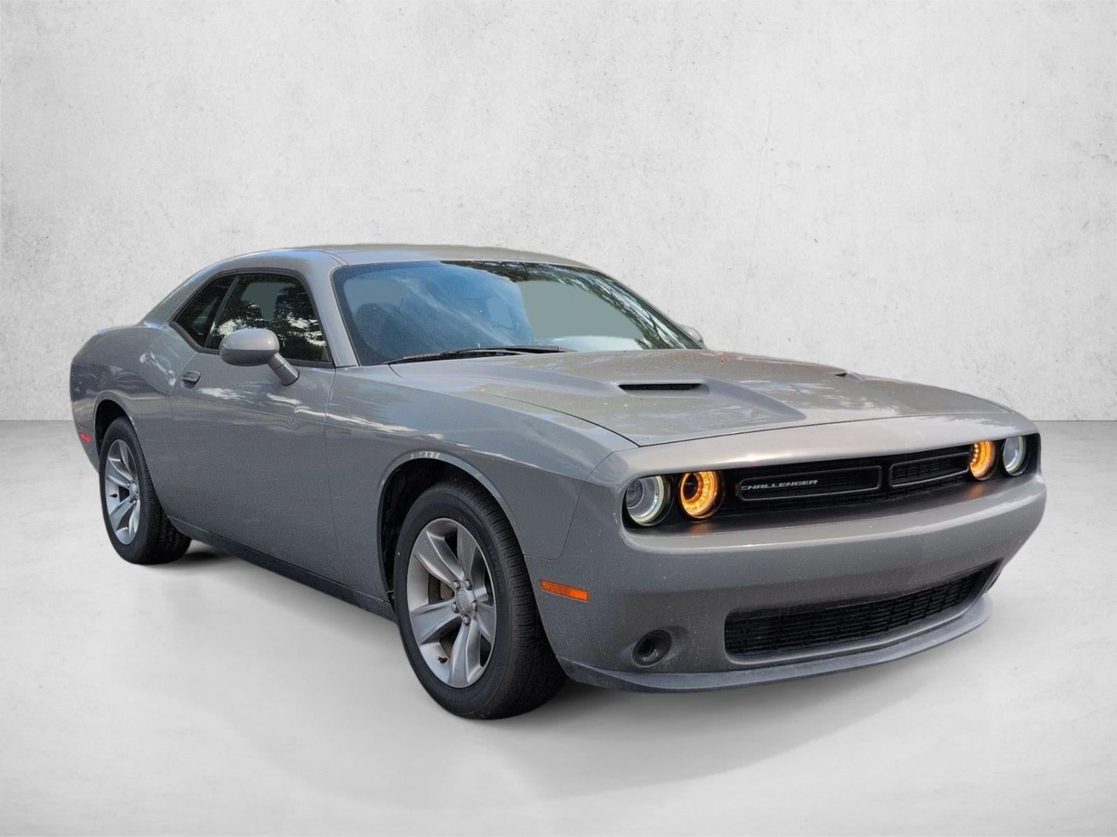 2019 Dodge Challenger SXT RWD