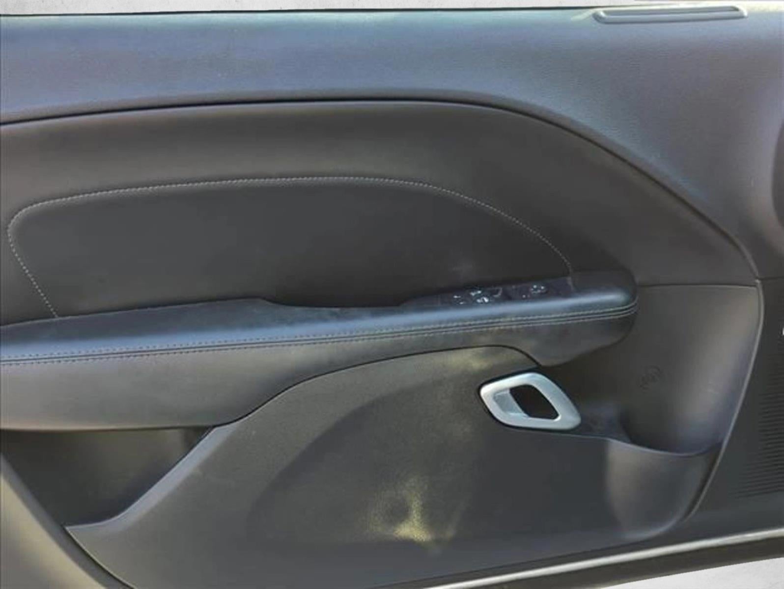 2015 Dodge Challenger 2dr Cpe R/T Scat Pack