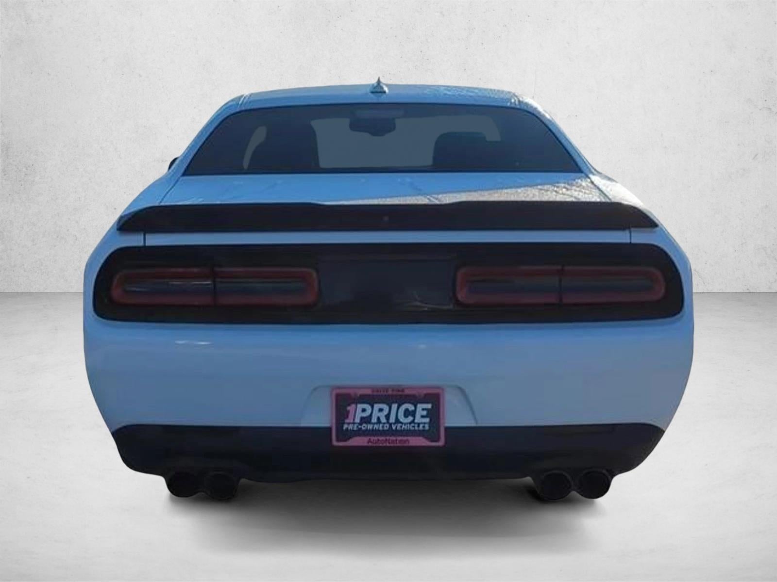 2015 Dodge Challenger 2dr Cpe R/T Scat Pack