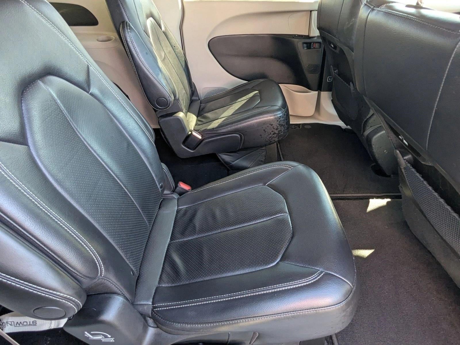 2022 Chrysler Pacifica Touring L FWD