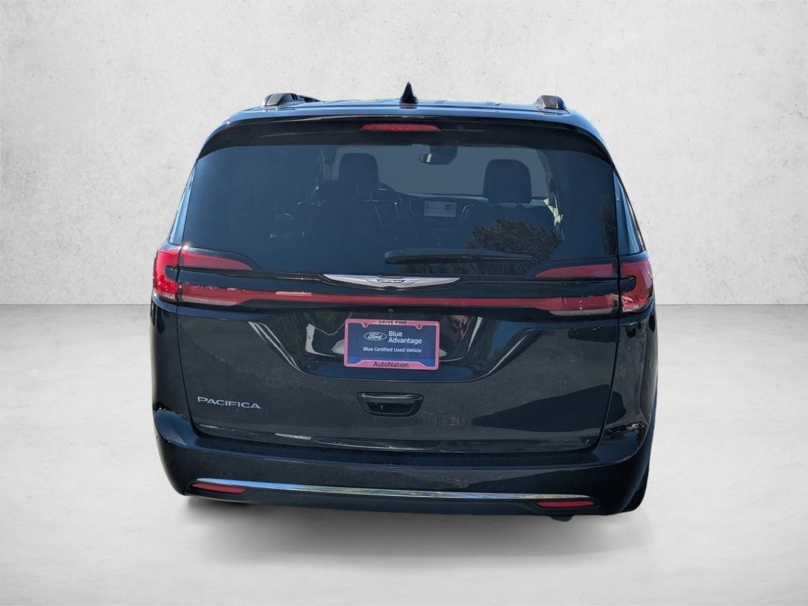 2022 Chrysler Pacifica Touring L FWD