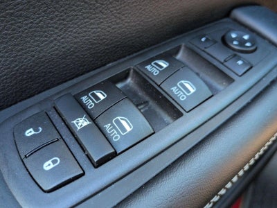 2026 Chrysler Voyager LX FWD