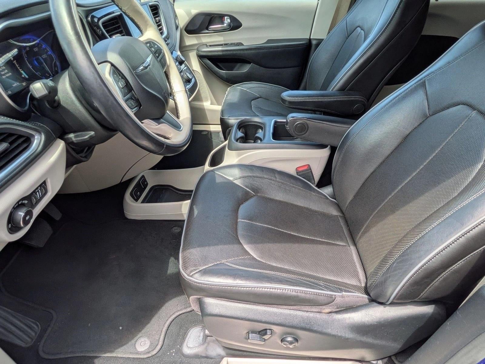 2020 Chrysler Pacifica Limited FWD