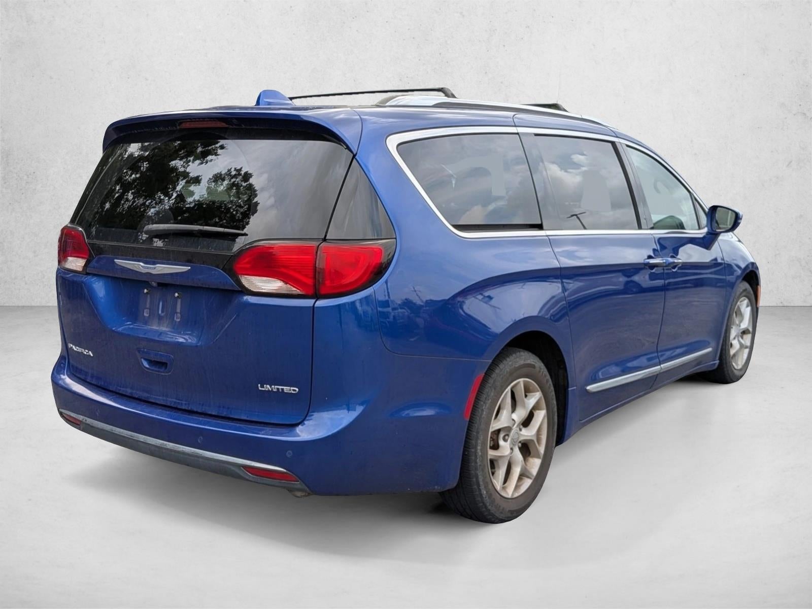 2020 Chrysler Pacifica Limited FWD