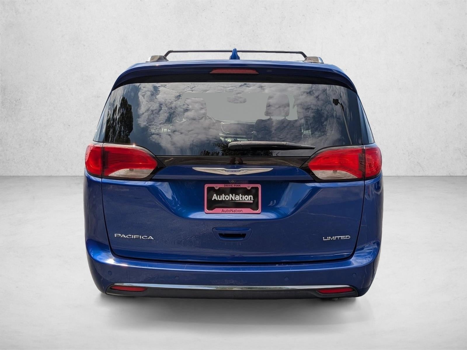 2020 Chrysler Pacifica Limited FWD