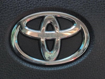 2019 Toyota RAV4 XLE Premium FWD (Natl)