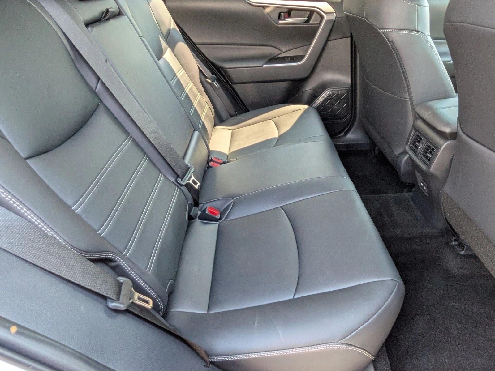 2025 Toyota RAV4 XLE Premium FWD (Natl)