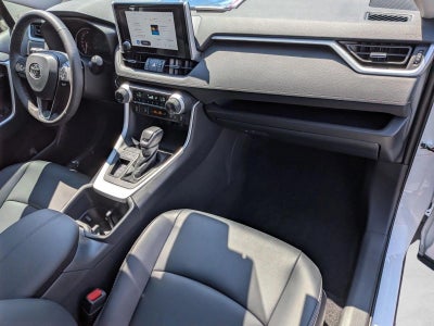 2025 Toyota RAV4 XLE Premium FWD (Natl)
