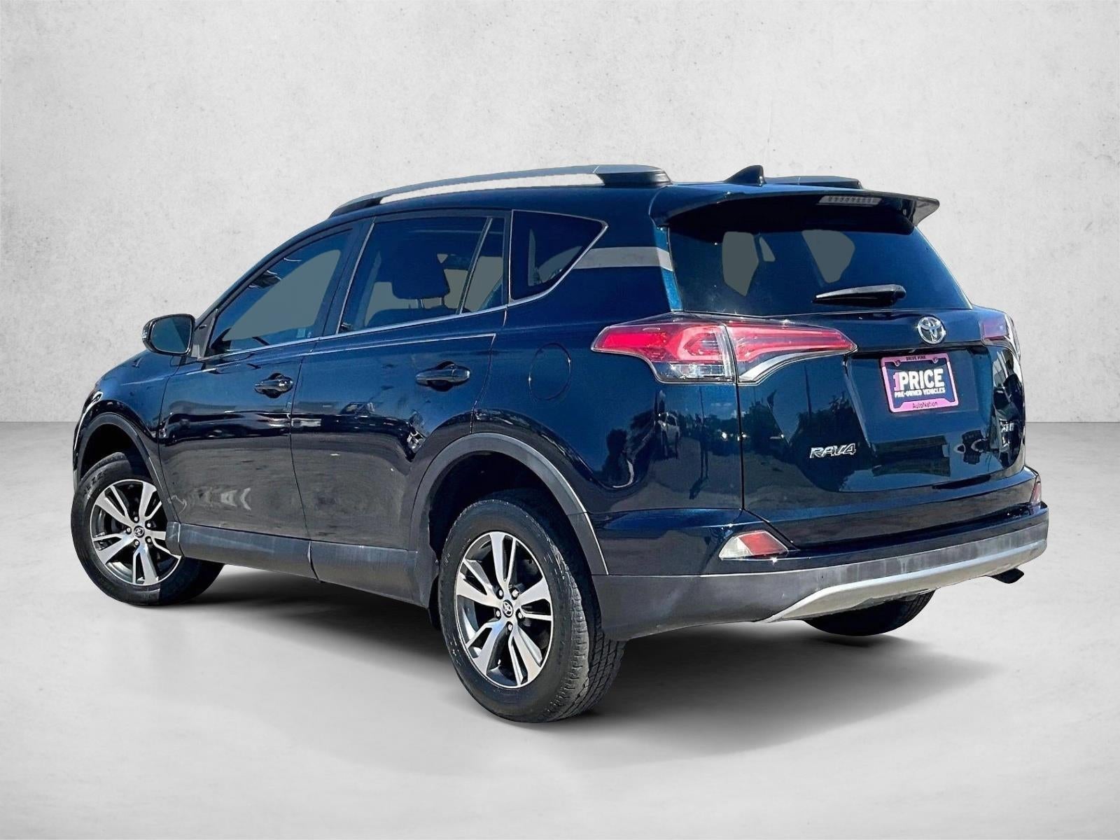 2018 Toyota RAV4 XLE FWD (GS)