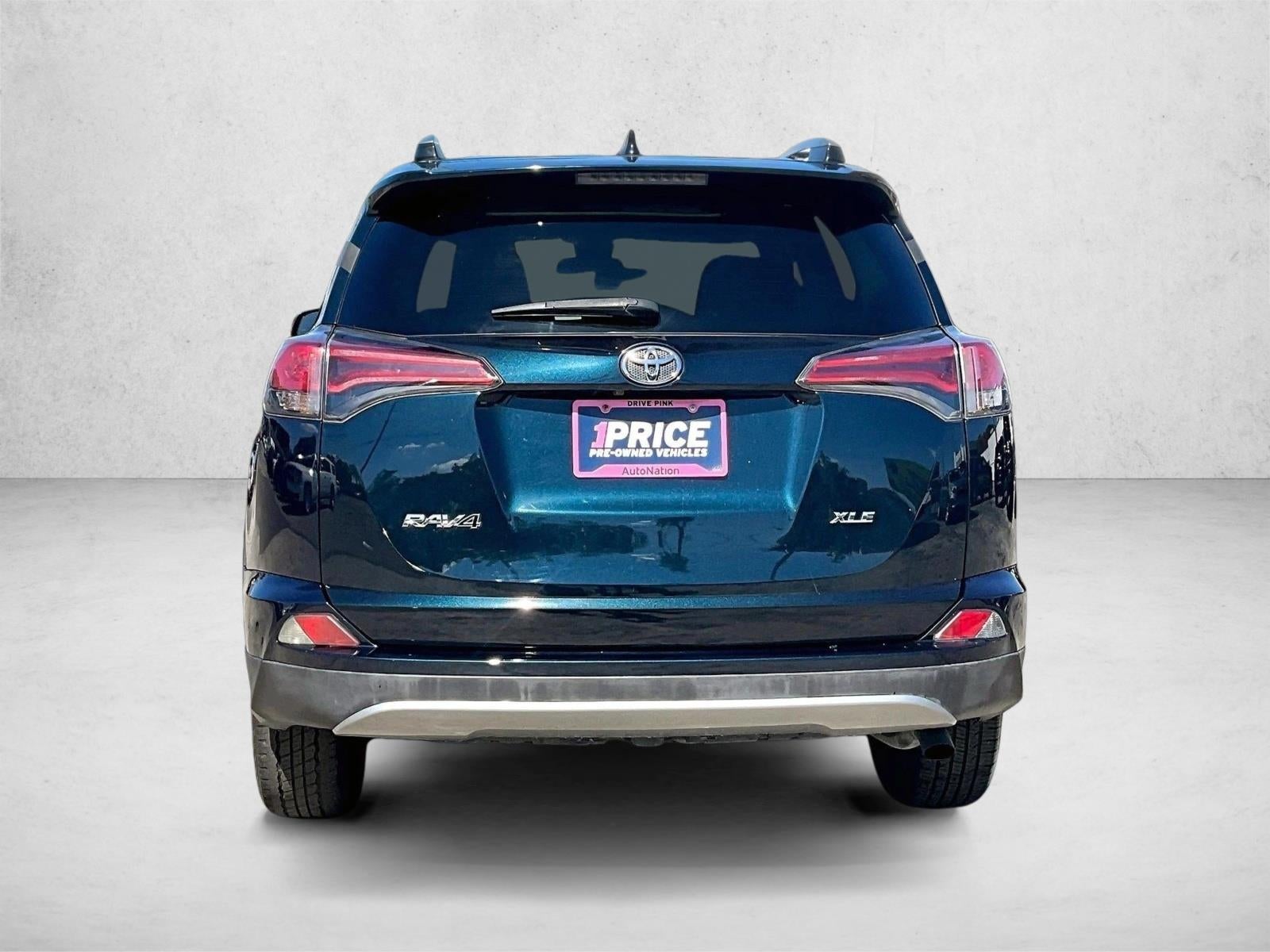 2018 Toyota RAV4 XLE FWD (GS)