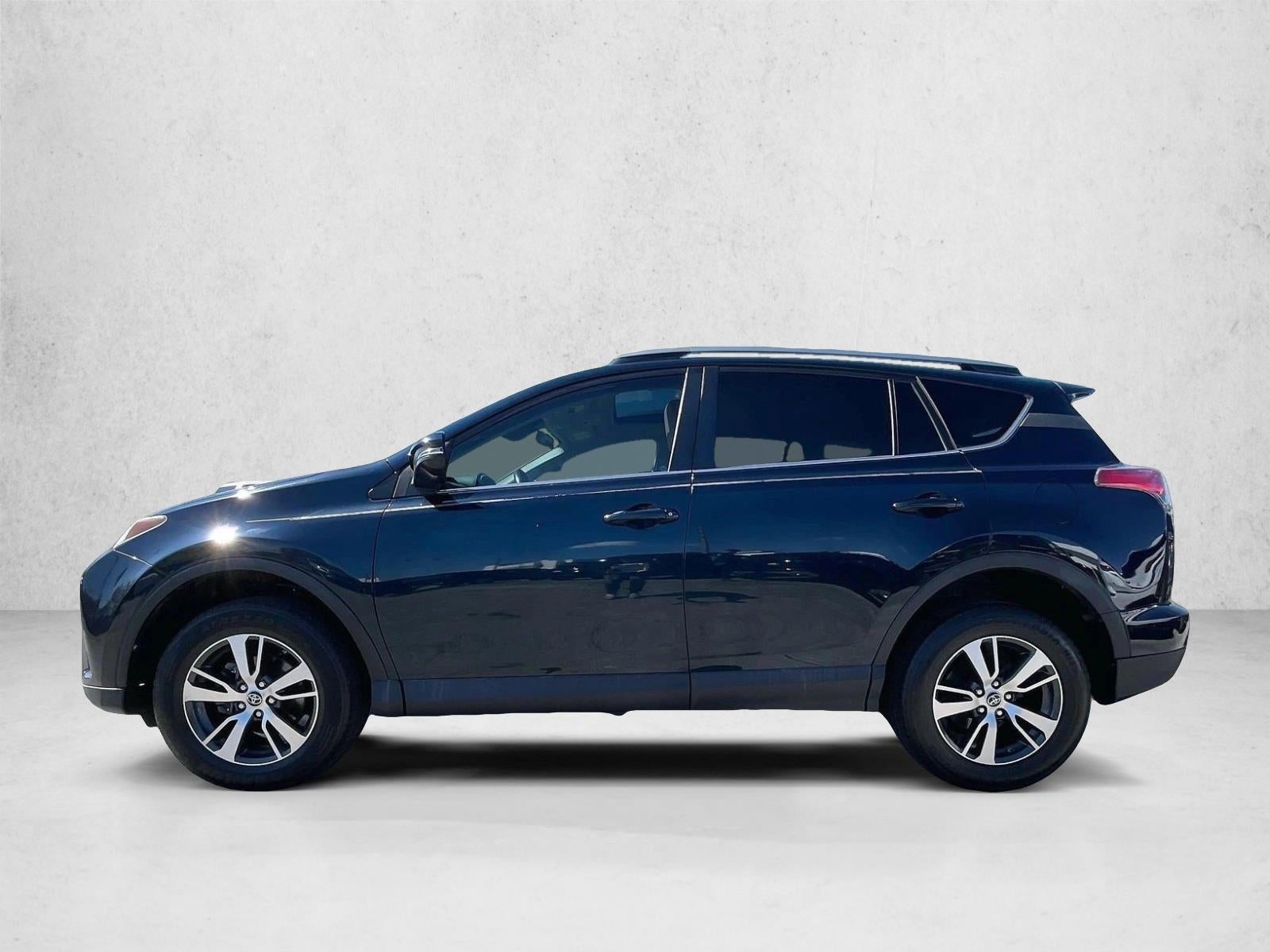 2018 Toyota RAV4 XLE FWD (GS)