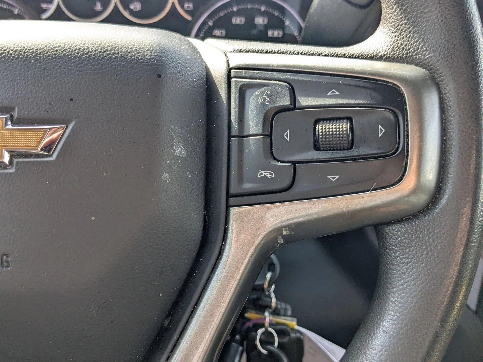 2021 Chevrolet Silverado 1500 Crew Cab Short Box 4-Wheel Drive Custom