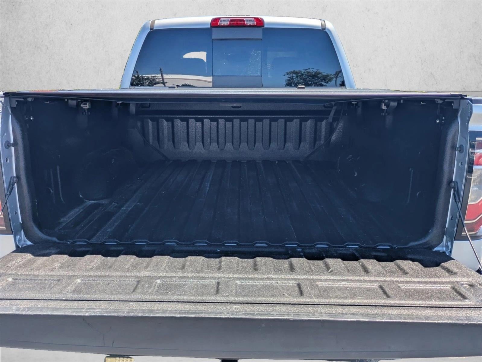 2017 GMC Sierra 1500 Crew Cab Short Box 4-Wheel Drive SLT