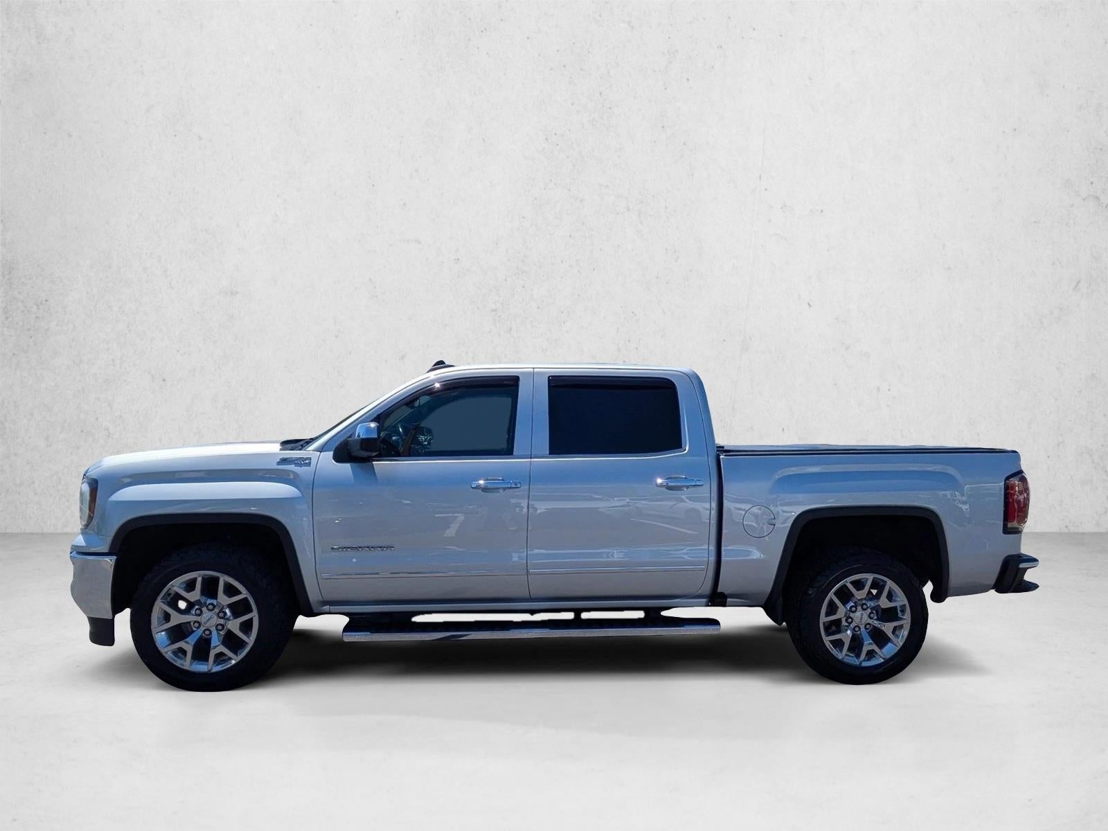 2017 GMC Sierra 1500 Crew Cab Short Box 4-Wheel Drive SLT