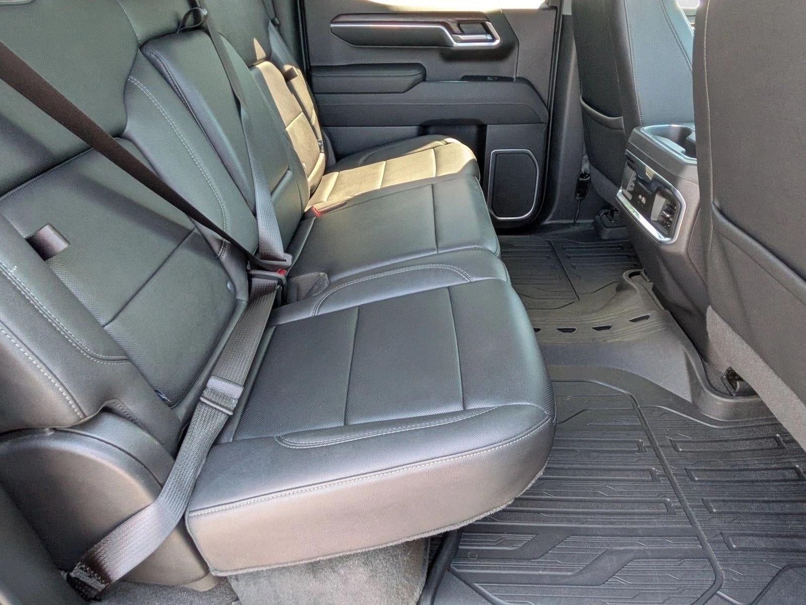 2023 GMC Sierra 1500 Crew Cab Short Box 4-Wheel Drive SLT