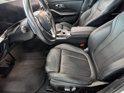2023 BMW 330i Sedan