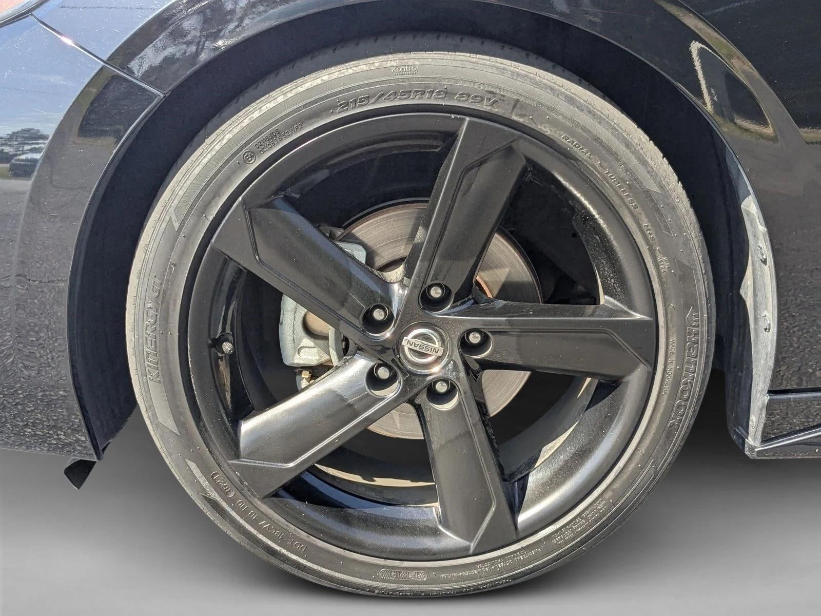 2023 Nissan Sentra SR CVT