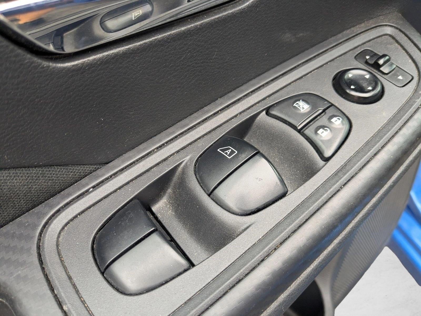 2021 Nissan Versa SV CVT