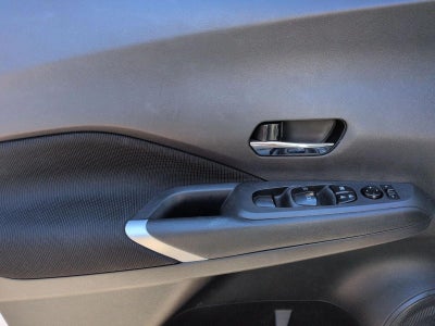 2021 Nissan Kicks SV FWD