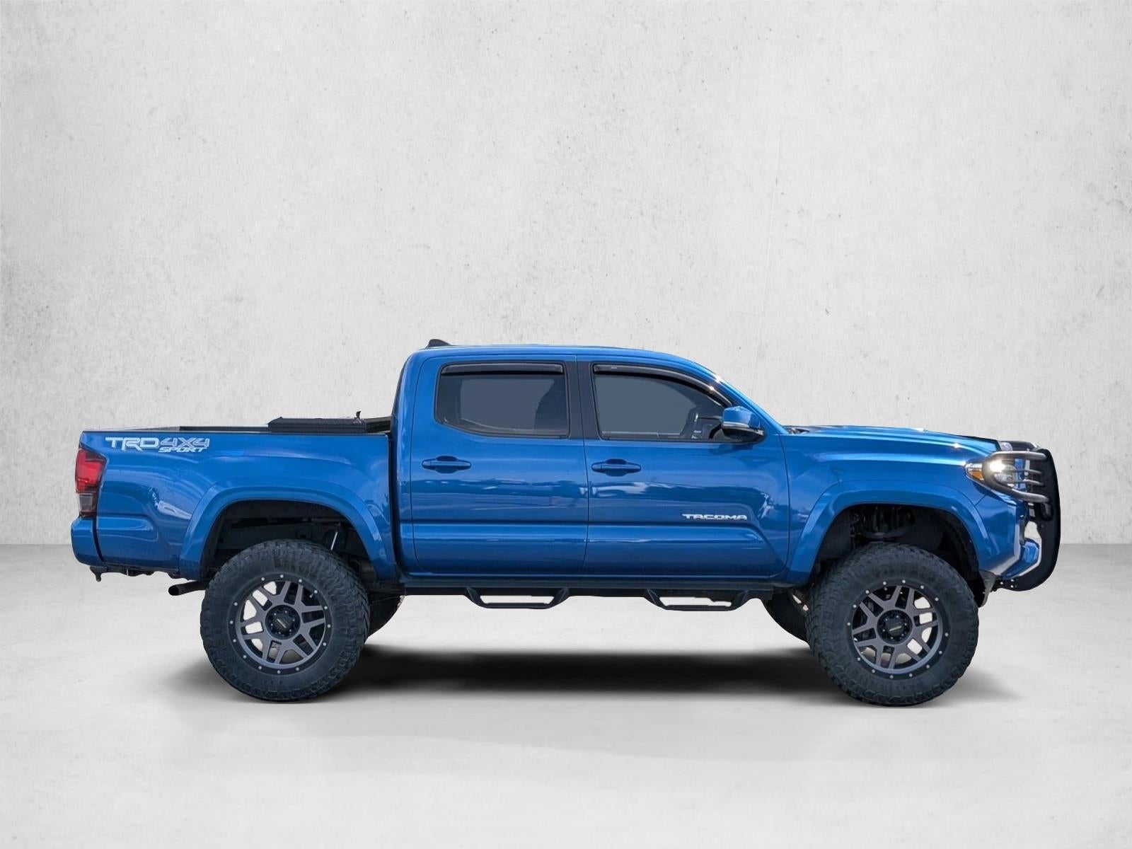 2018 Toyota Tacoma TRD Sport Double Cab 5' Bed V6 4x4 AT (Natl)