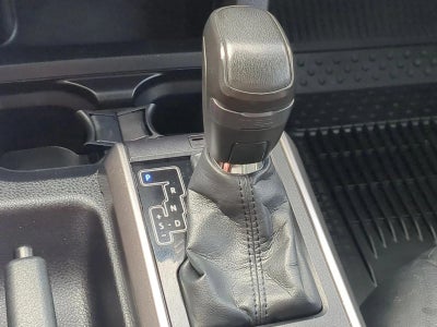 2022 Toyota Tacoma 4WD 4WD SR5 Double Cab 5' Bed V6 AT (GS)