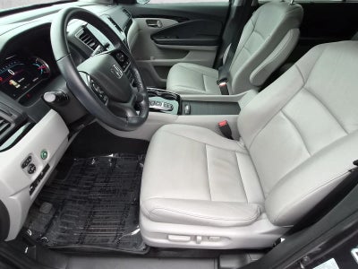 2021 Honda Pilot Touring 8-Passenger 2WD