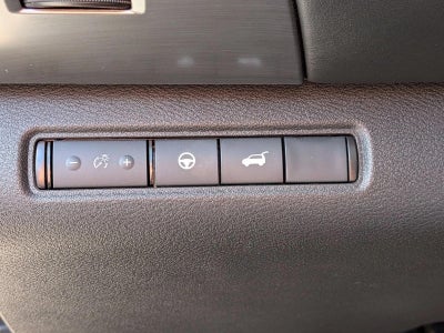 2024 Nissan Pathfinder SL 2WD