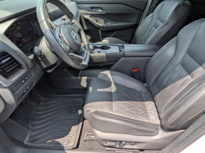 2024 Nissan Rogue FWD Platinum