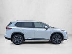 2024 Nissan Rogue FWD Platinum