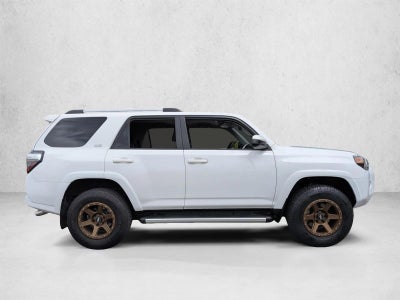 2019 Toyota 4Runner SR5 2WD (Natl)