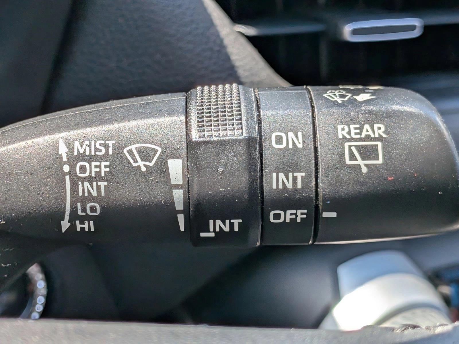2019 Toyota RAV4 XLE Premium FWD (Natl)