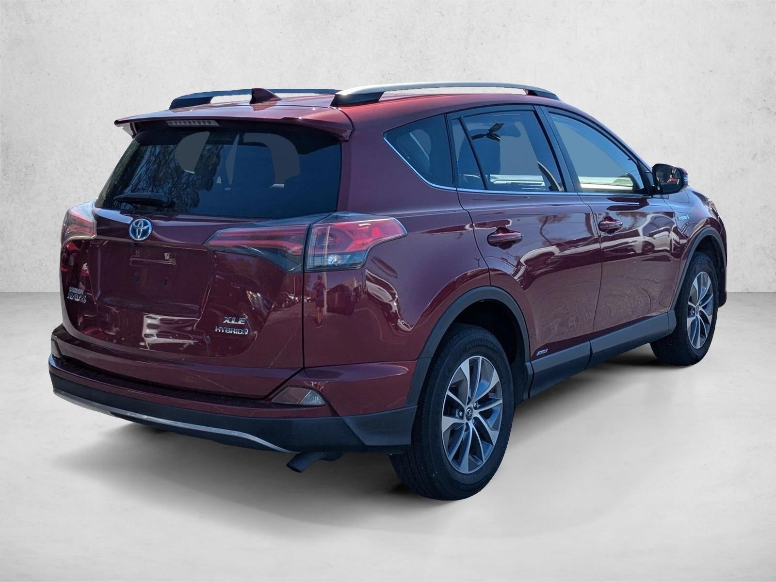 2018 Toyota RAV4 Hybrid XLE AWD (Natl)