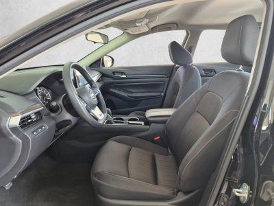 2024 Nissan Altima 2.5 SV Sedan