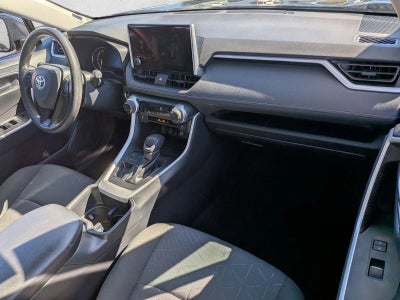 2023 Toyota RAV4 XLE FWD (GS)