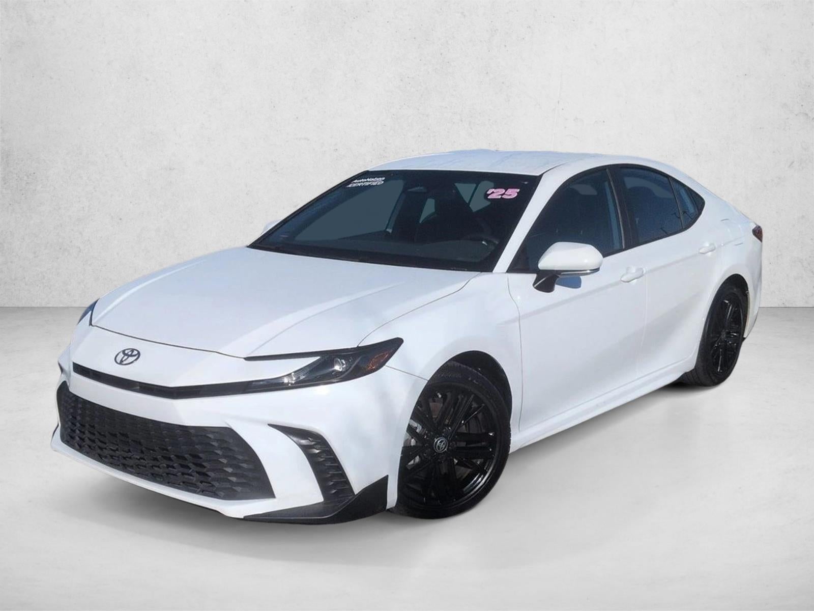 2025 Toyota Camry SE (SE)