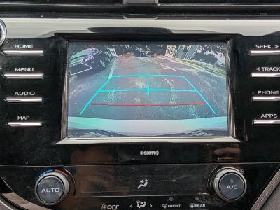 2020 Toyota Camry SE Auto (SE)