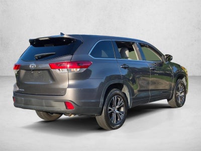 2018 Toyota Highlander LE Plus V6 FWD (SE)